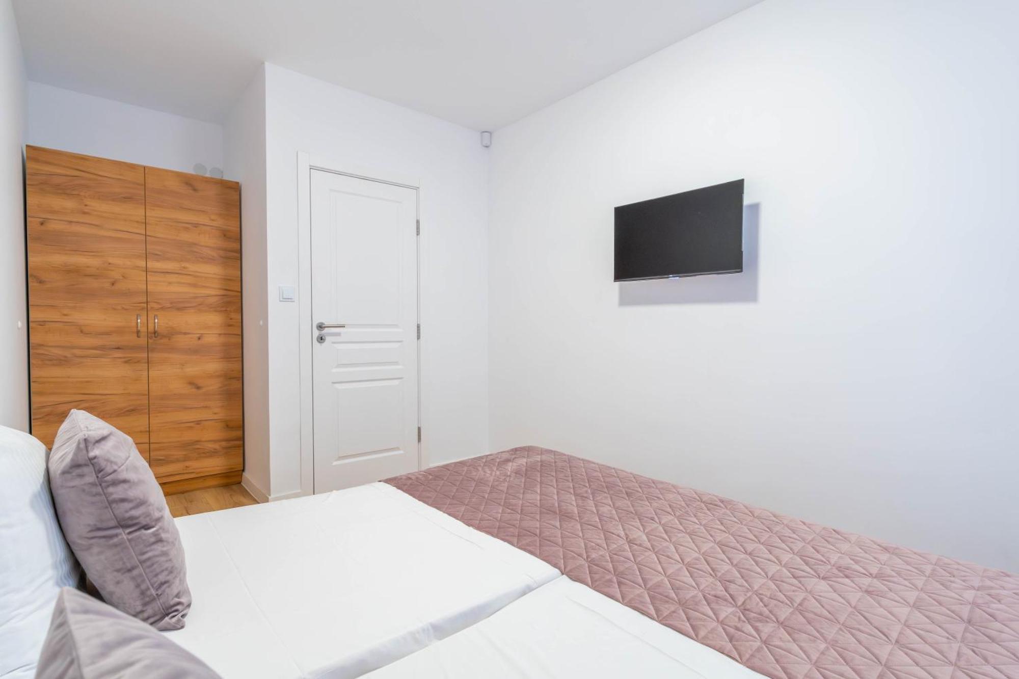 Geranium Holliday Villas Obrochishte Ngoại thất bức ảnh